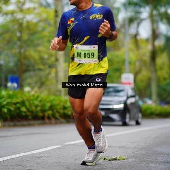 Runner Photo 8470411