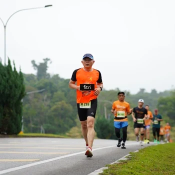 Runner Photo 8470416