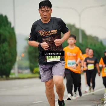 Runner Photo 8470491