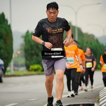 Runner Photo 8470504