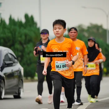 Runner Photo 8470544