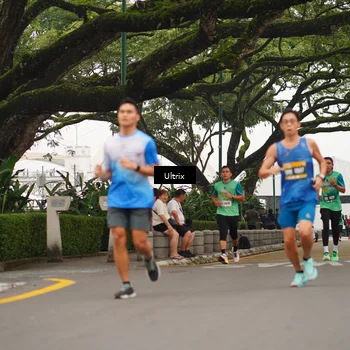 Runner Photo 8470546