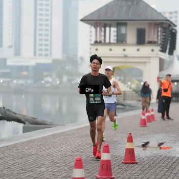 Runner Photo 8470547