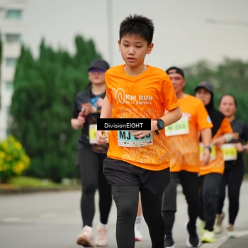 Runner Photo 8470553