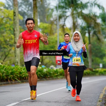 Runner Photo 8470557