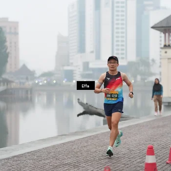 Runner Photo 8470602