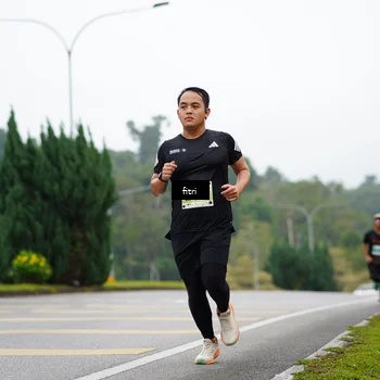 Runner Photo 8470610