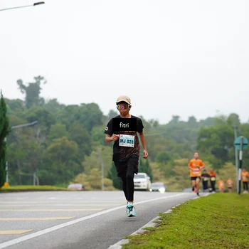 Runner Photo 8470637