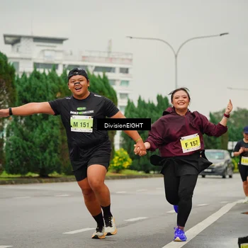 Runner Photo 8470656