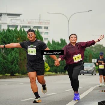 Runner Photo 8470672
