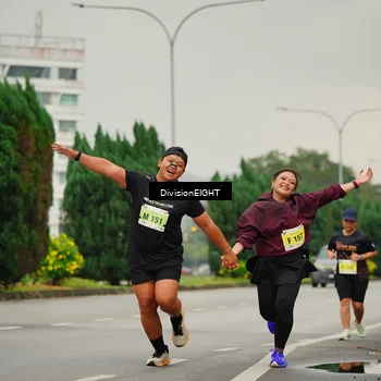 Runner Photo 8470681