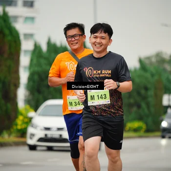 Runner Photo 8470704