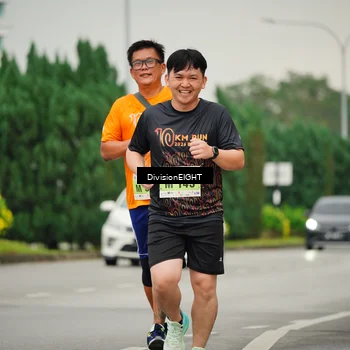 Runner Photo 8470706