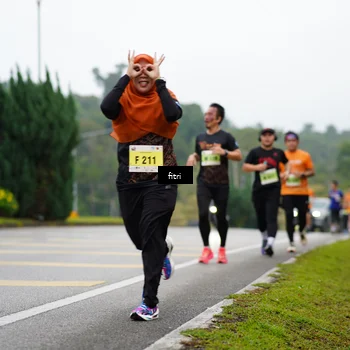 Runner Photo 8470712