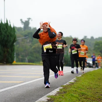 Runner Photo 8470728