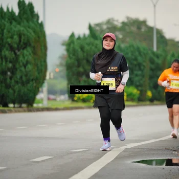 Runner Photo 8470729
