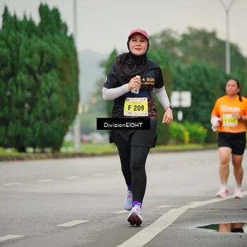 Runner Photo 8470741