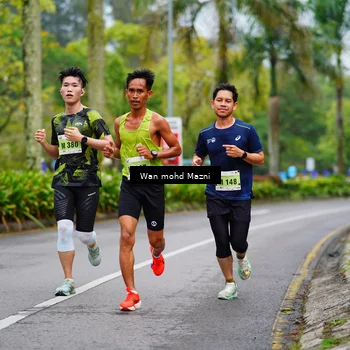 Runner Photo 8470747