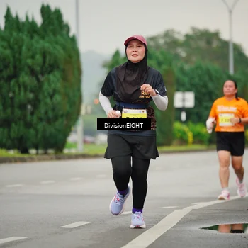 Runner Photo 8470760