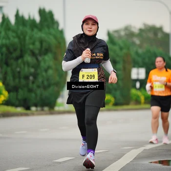 Runner Photo 8470765