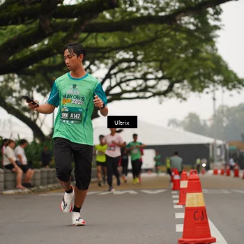 Runner Photo 8470771
