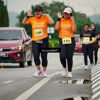 Runner Photo 8470839