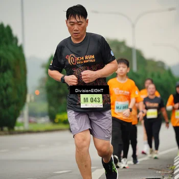Runner Photo 8470844