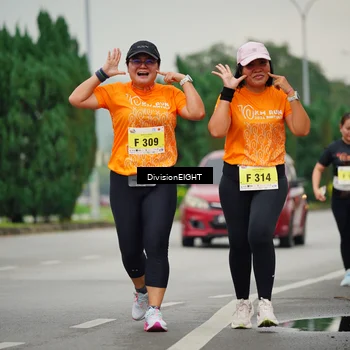 Runner Photo 8470874