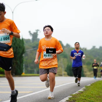 Runner Photo 8470881