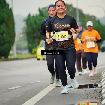 Runner Photo 8470902