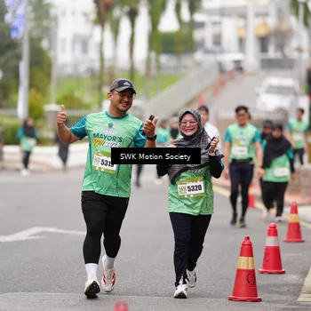 Runner Photo 8470925