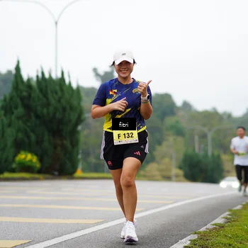 Runner Photo 8471009