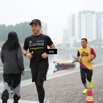 Runner Photo 8471010