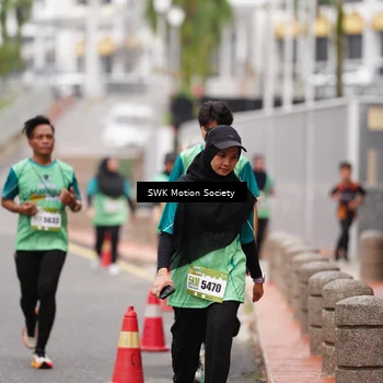 Runner Photo 8471026
