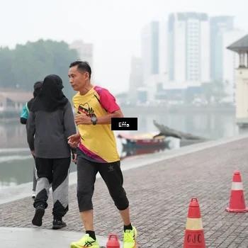 Runner Photo 8471031