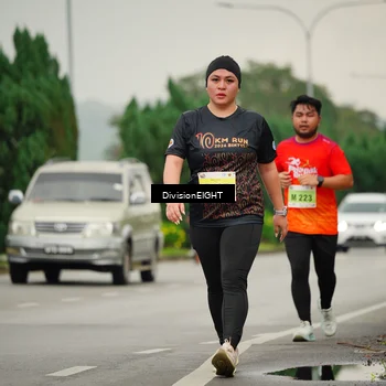 Runner Photo 8471033