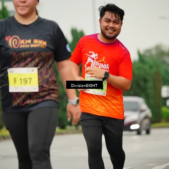 Runner Photo 8471036