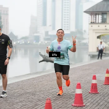 Runner Photo 8471037