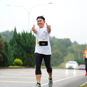 Runner Photo 8471045