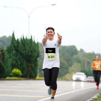 Runner Photo 8471051