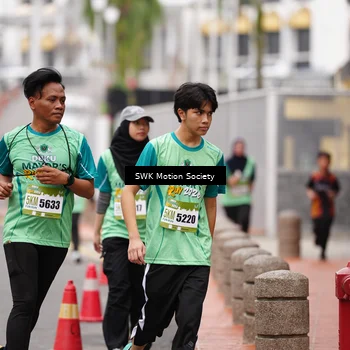 Runner Photo 8471053