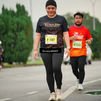 Runner Photo 8471058