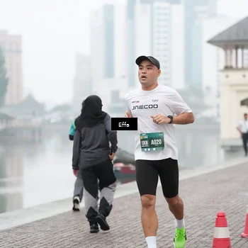 Runner Photo 8471064