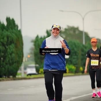 Runner Photo 8471066