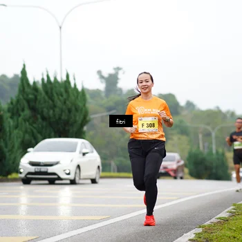 Runner Photo 8471070