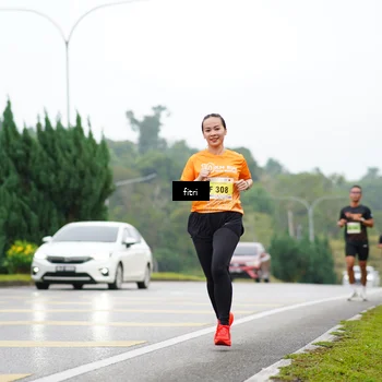 Runner Photo 8471073