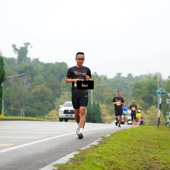 Runner Photo 8471080