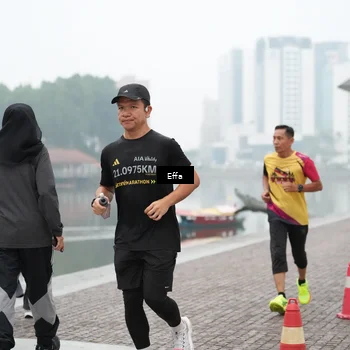 Runner Photo 8471101