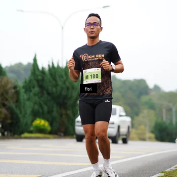Runner Photo 8471106