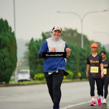 Runner Photo 8471112